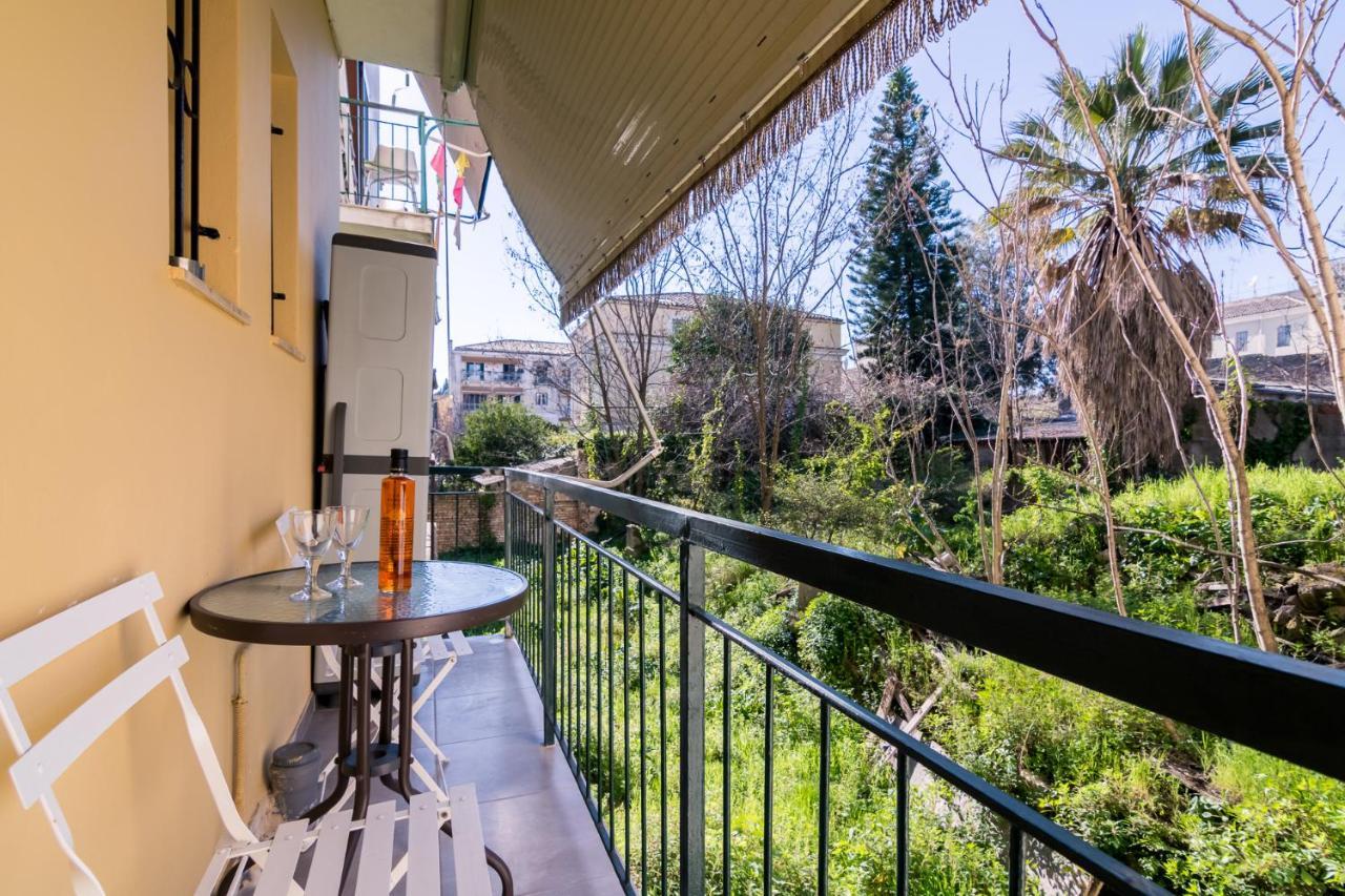 Chris Corfu Town Center Apartment Extérieur photo